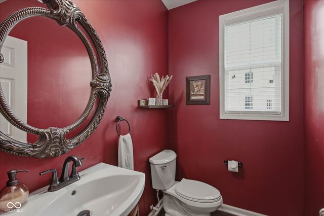 12322 Twyckenham Drive, Fishers, IN 46037