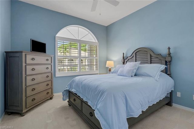 15116 Royal Fern CT B200, Naples, FL 34110