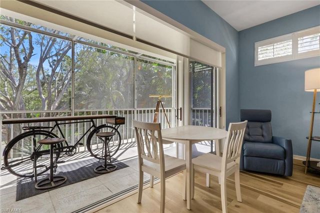 15116 Royal Fern CT B200, Naples, FL 34110