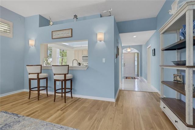 15116 Royal Fern CT B200, Naples, FL 34110