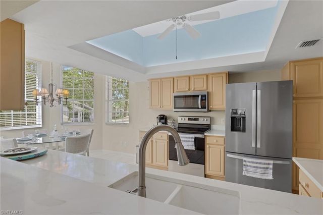 15116 Royal Fern CT B200, Naples, FL 34110