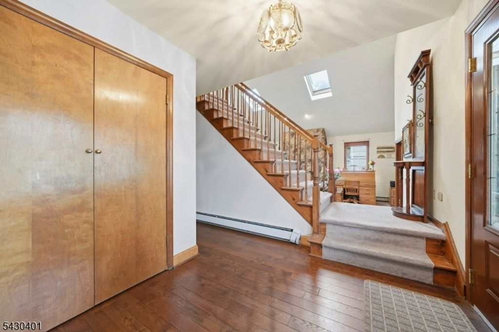 621 Bloomfield Ave, Nutley Twp., NJ 07110 — photo 4