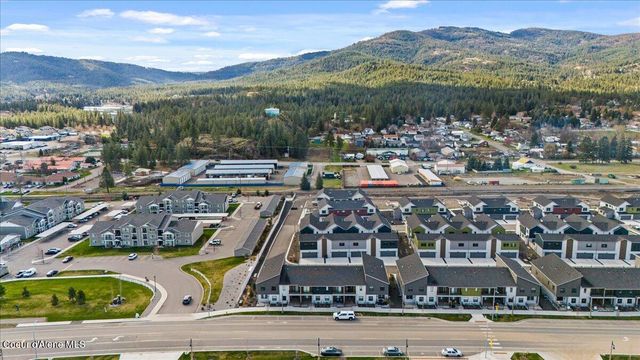 1090 E 4th AVE, Post Falls, ID 83854