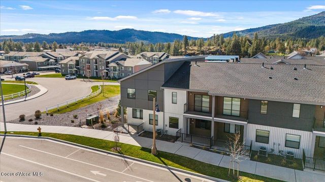 1090 E 4th AVE, Post Falls, ID 83854