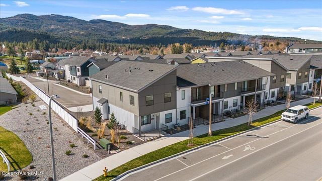 1090 E 4th AVE, Post Falls, ID 83854