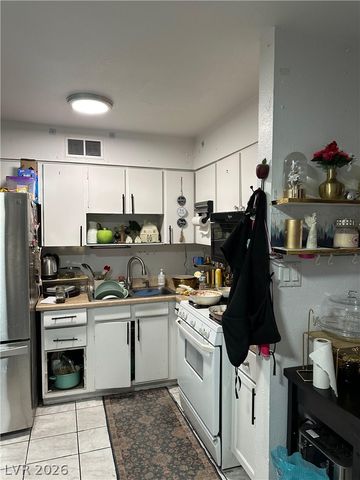 2405 North Bruce Street, North Las Vegas, NV 89030