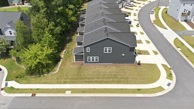 1866 Porch Swing Way, Apex, NC 27502