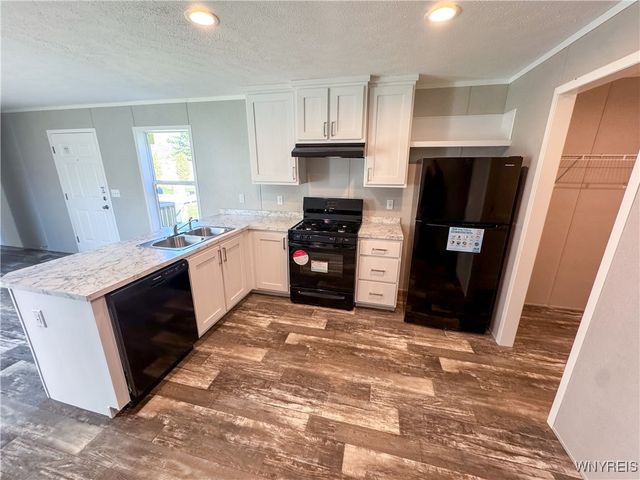 70 Rome Lane, Ontario, NY 14519