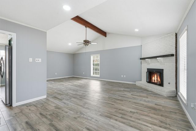 8 Susan Lane, Conway, AR 72032