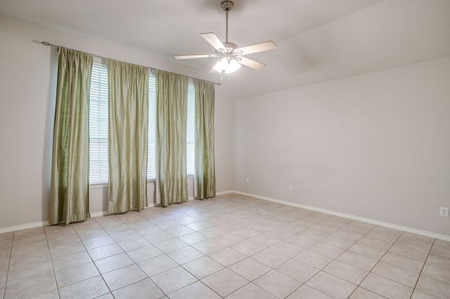 1100 Andromeda Way, Arlington, TX 76013