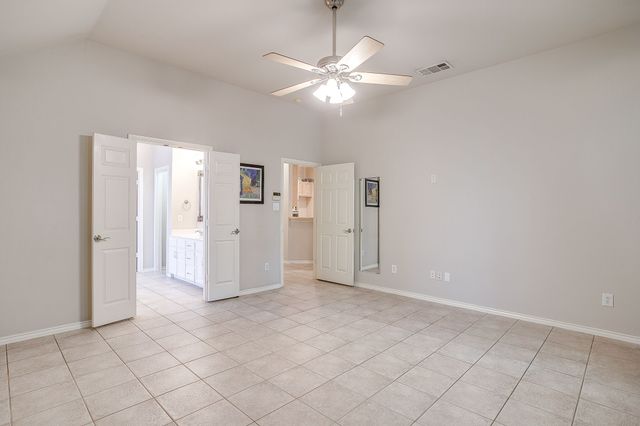 1100 Andromeda Way, Arlington, TX 76013
