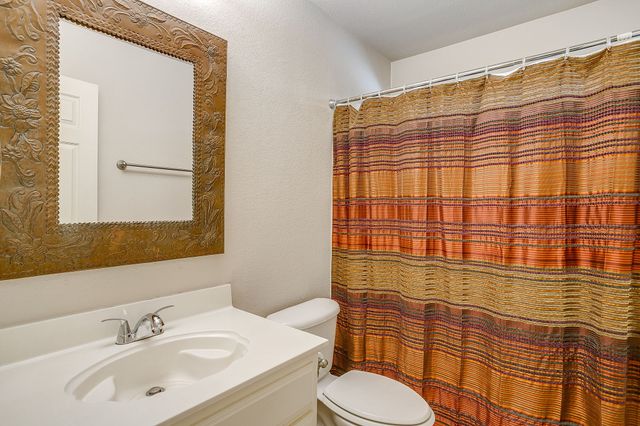 1100 Andromeda Way, Arlington, TX 76013