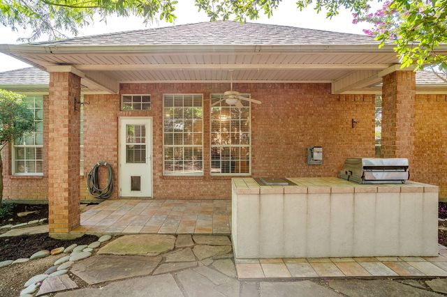 1100 Andromeda Way, Arlington, TX 76013
