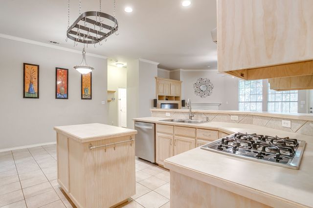 1100 Andromeda Way, Arlington, TX 76013