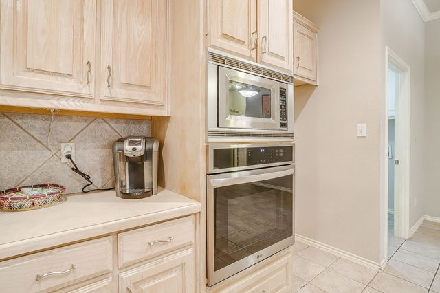 1100 Andromeda Way, Arlington, TX 76013