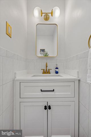 311 KRAMS AVE, Philadelphia, PA 19128