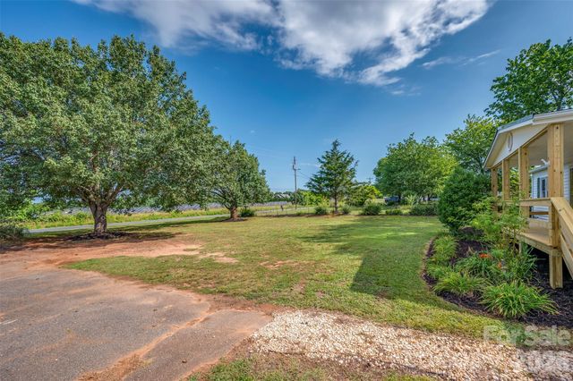 299 Ellenboro Henrietta Road, Ellenboro, NC 28040