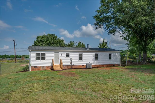 299 Ellenboro Henrietta Road, Ellenboro, NC 28040