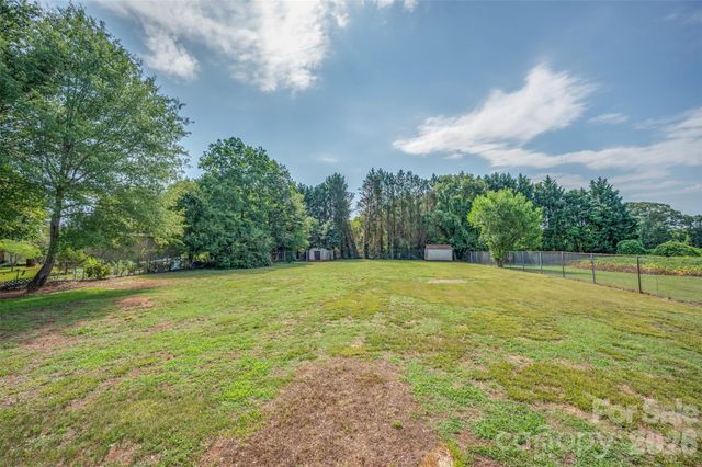 299 Ellenboro Henrietta Road, Ellenboro, NC 28040