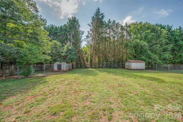299 Ellenboro Henrietta Road, Ellenboro, NC 28040