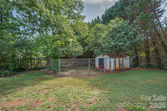 299 Ellenboro Henrietta Road, Ellenboro, NC 28040