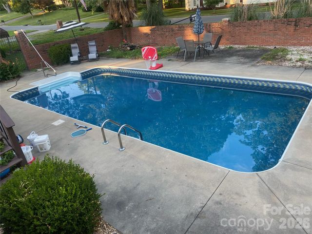 312 Windsor Drive, Shelby, NC 28150