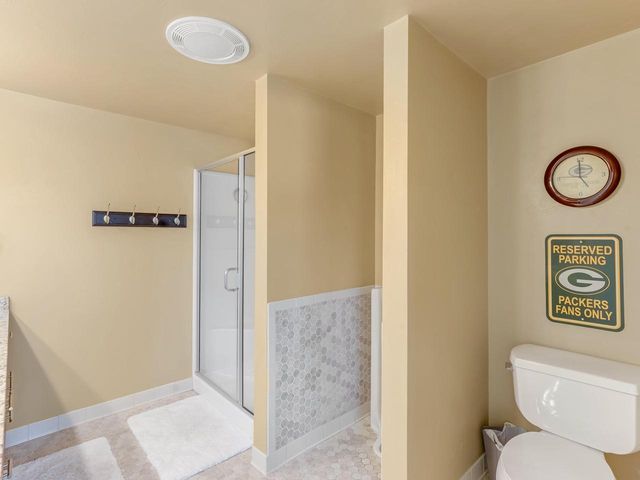 1735 S Oneida STREET, Green Bay, WI 54304