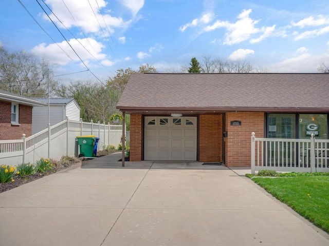 1735 S Oneida STREET, Green Bay, WI 54304