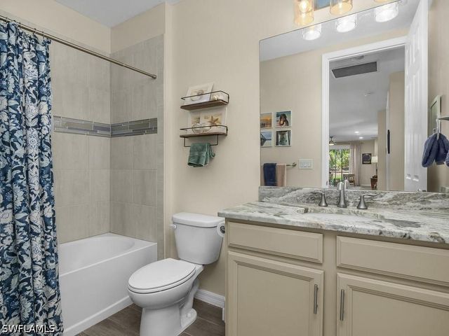 14867 Edgewater CIR, Naples, FL 34114
