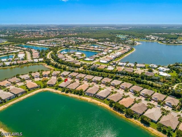 14867 Edgewater CIR, Naples, FL 34114