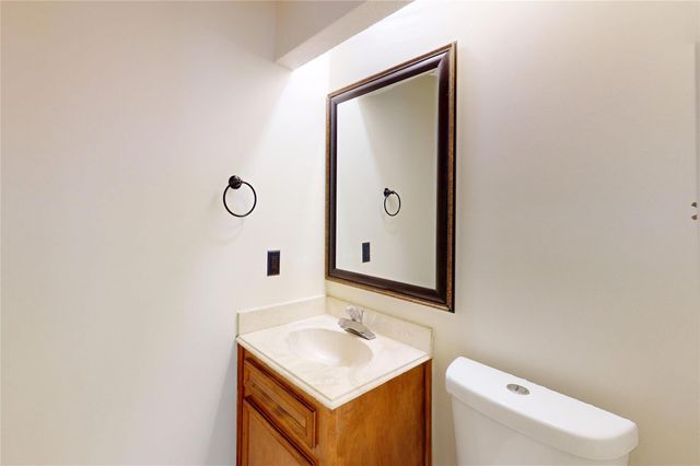 3330 Lake Stream Drive, Houston, TX 77339