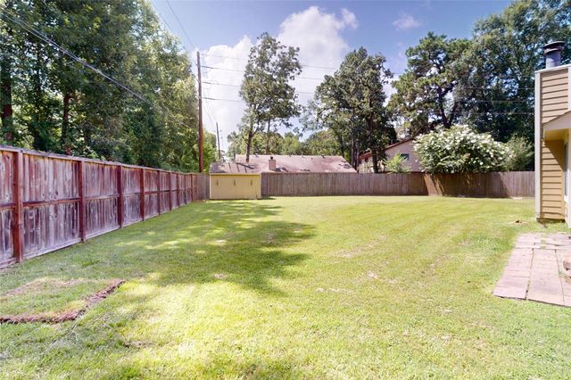3330 Lake Stream Drive, Houston, TX 77339