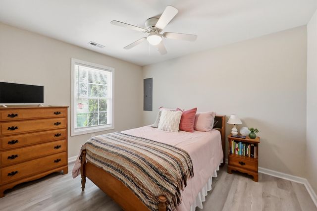 373 Village Drive, Berea, KY 40403