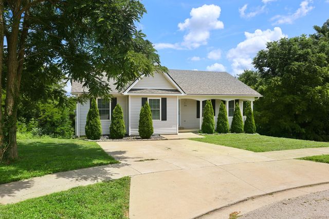 373 Village Drive, Berea, KY 40403