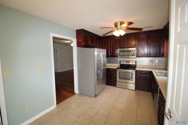 107 Carnegie Loop, Meridianville, AL 35759