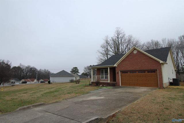 107 Carnegie Loop, Meridianville, AL 35759