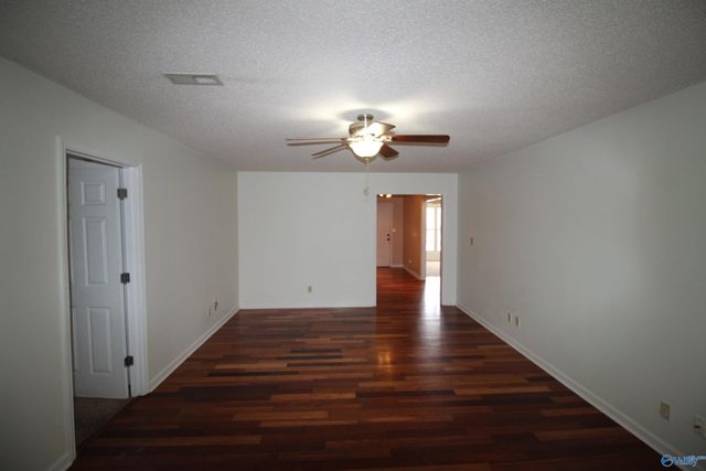 107 Carnegie Loop, Meridianville, AL 35759