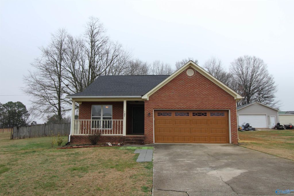 107 Carnegie Loop, Meridianville, AL 35759