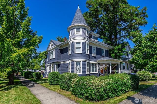 2152 S -54 J St Street, Tacoma, WA 98405