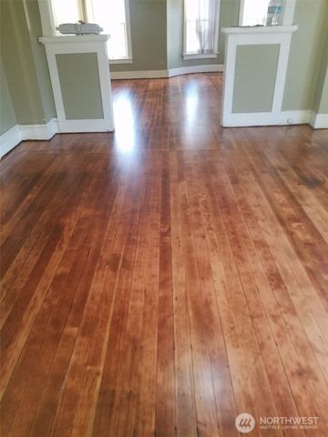 2152 S -54 J St Street, Tacoma, WA 98405