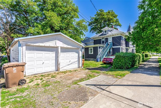 2152 S -54 J St Street, Tacoma, WA 98405