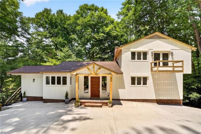 6809 Brookbank Road, Summerfield, NC 27358