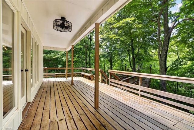 6809 Brookbank Road, Summerfield, NC 27358