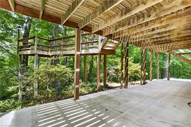 6809 Brookbank Road, Summerfield, NC 27358