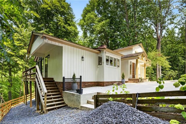 6809 Brookbank Road, Summerfield, NC 27358