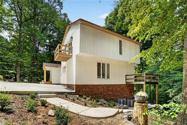 6809 Brookbank Road, Summerfield, NC 27358