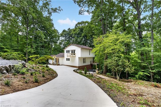 6809 Brookbank Road, Summerfield, NC 27358