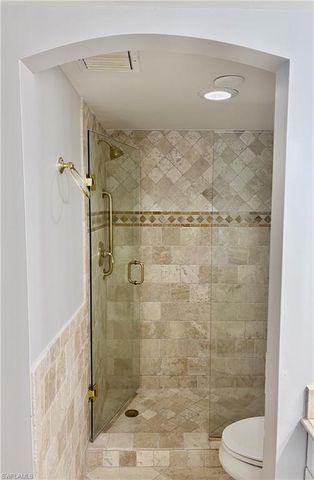 3443 Gulf Shore BLVD N 504, Naples, FL 34103