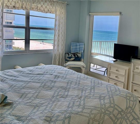 3443 Gulf Shore BLVD N 504, Naples, FL 34103