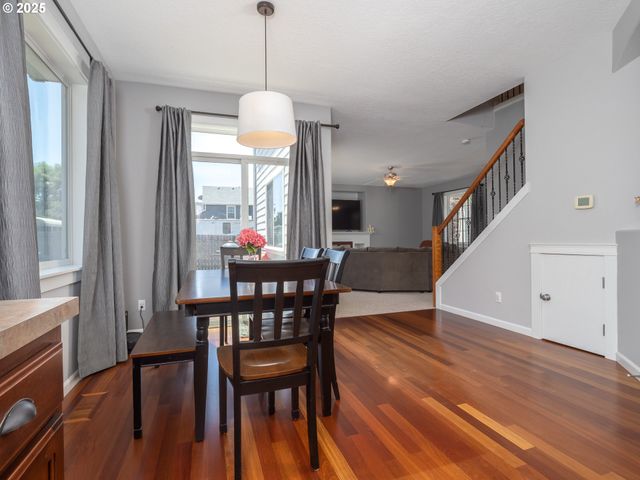 315 N ELM St, Yamhill, OR 97148